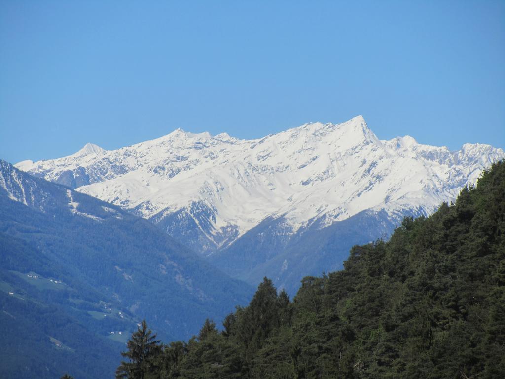 Residence Innerfarmerhof Tirolo Bagian luar foto